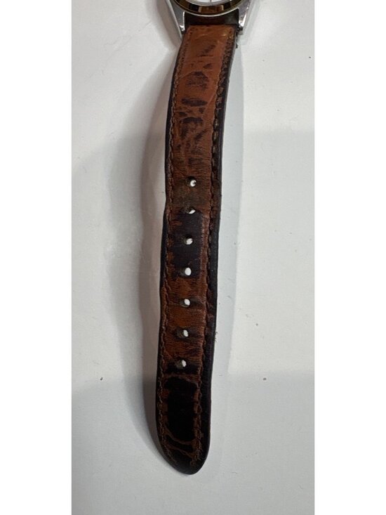 Vintage Women’s Seiko Quartz Watch Dial Date Thrashed Brn leather strap READ main image 7